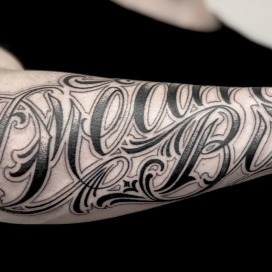 Script tattoo dream big - Mathi